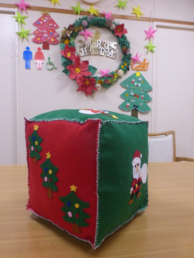 <span class="title">とでみなみこども園へクリスマスプレゼント</span>